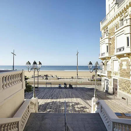 200 M De La - Plein Centre - Cour Interieure * Les Sables-dʼOlonne
