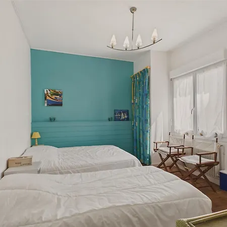 200 M De La - Plein Centre - Cour Interieure Nyaraló *