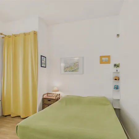 200 M De La - Plein Centre - Cour Interieure 度假居 莱萨布勒-多洛讷